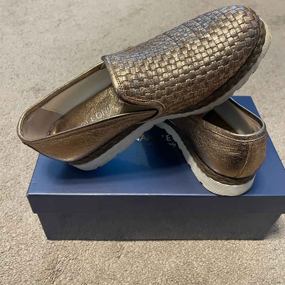 Napoleoni Metallic Slip on Woven Shoe Size 7